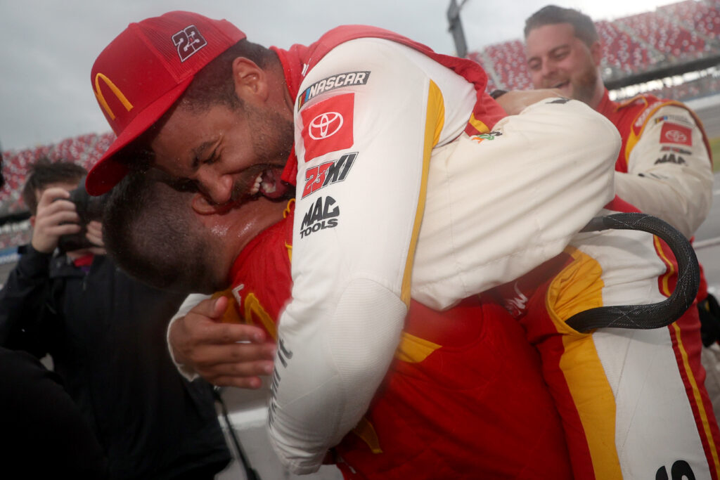 Spoiler: Bubba Wallace futamot fog nyerni a NASCAR új doku sorozatában