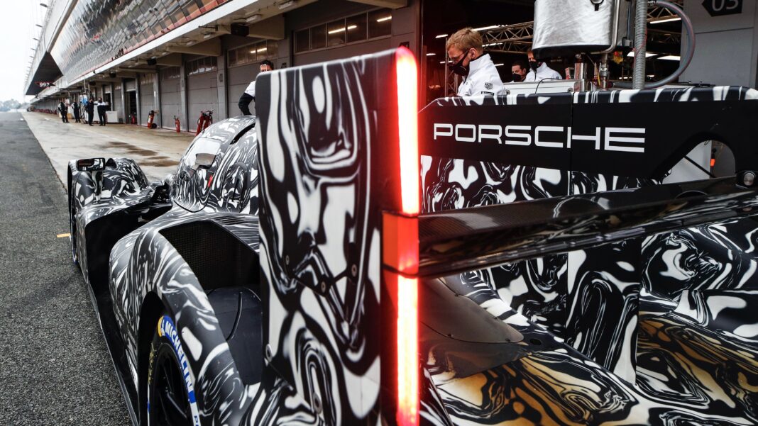 A Porsche IMSA gépe már tesztelés alatt