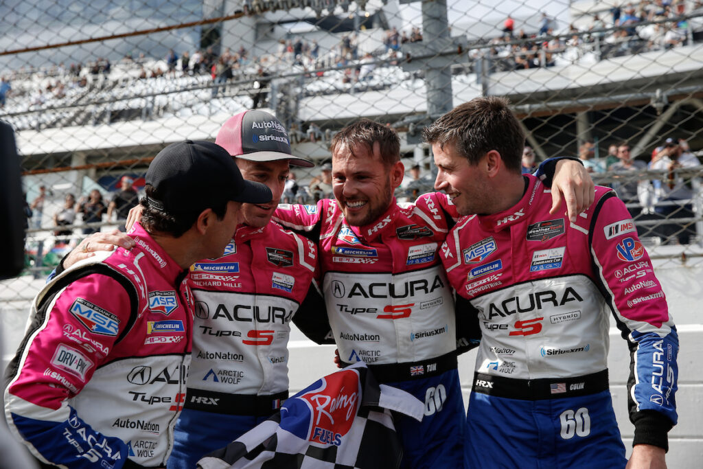 #60: Meyer Shank Racing W/Curb-Agajanian, Acura ARX-06, GTP: Colin Braun, Tom Blomqvist, Helio Castroneves, Simon Pagenaud